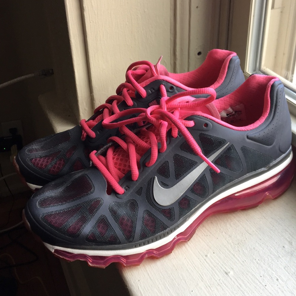 Nike AirMax Nearly new